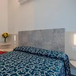 2000 Hotel 3*
