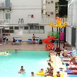 2000 ホテル リミニ