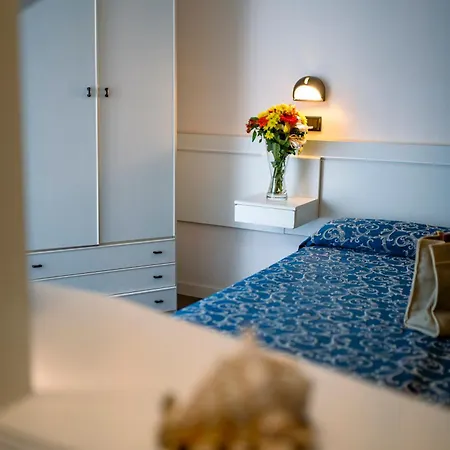 2000 Hotell Rimini
