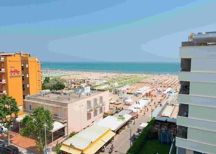 Hotell 2000 3*