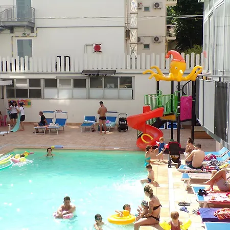 2000 Szálloda Rimini