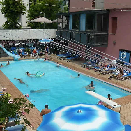 2000 Szálloda Rimini