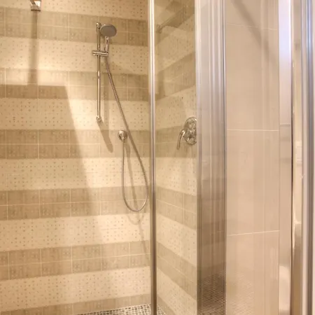 Otel 2000 3*